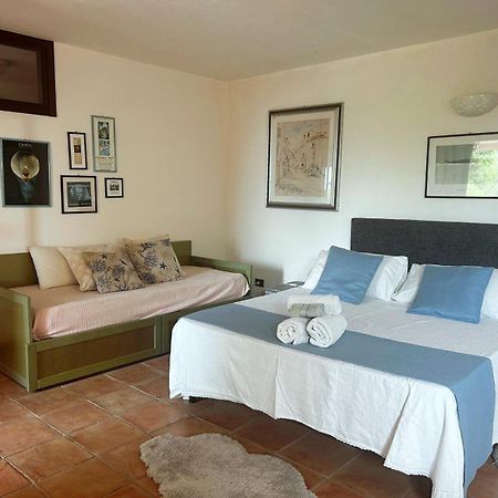 Casa Giuliana Villa Isola Rossa Eksteriør bilde